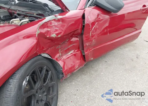 2008 Ford Mustang Gt Deluxe/Gt Premium z USA, uszkodzony, nr VIN 1ZVHT82H585103194